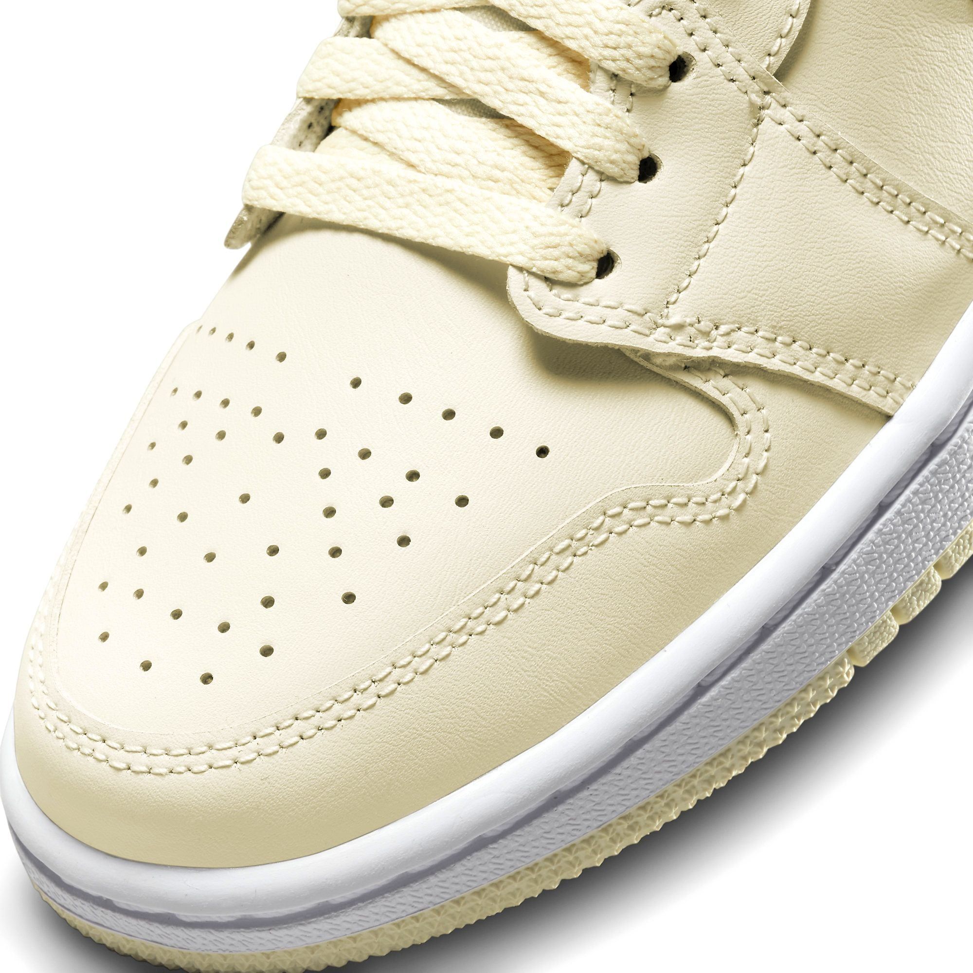  NIKE AIR JORDAN 1 LOW COCONUT MILK DC0774-121 