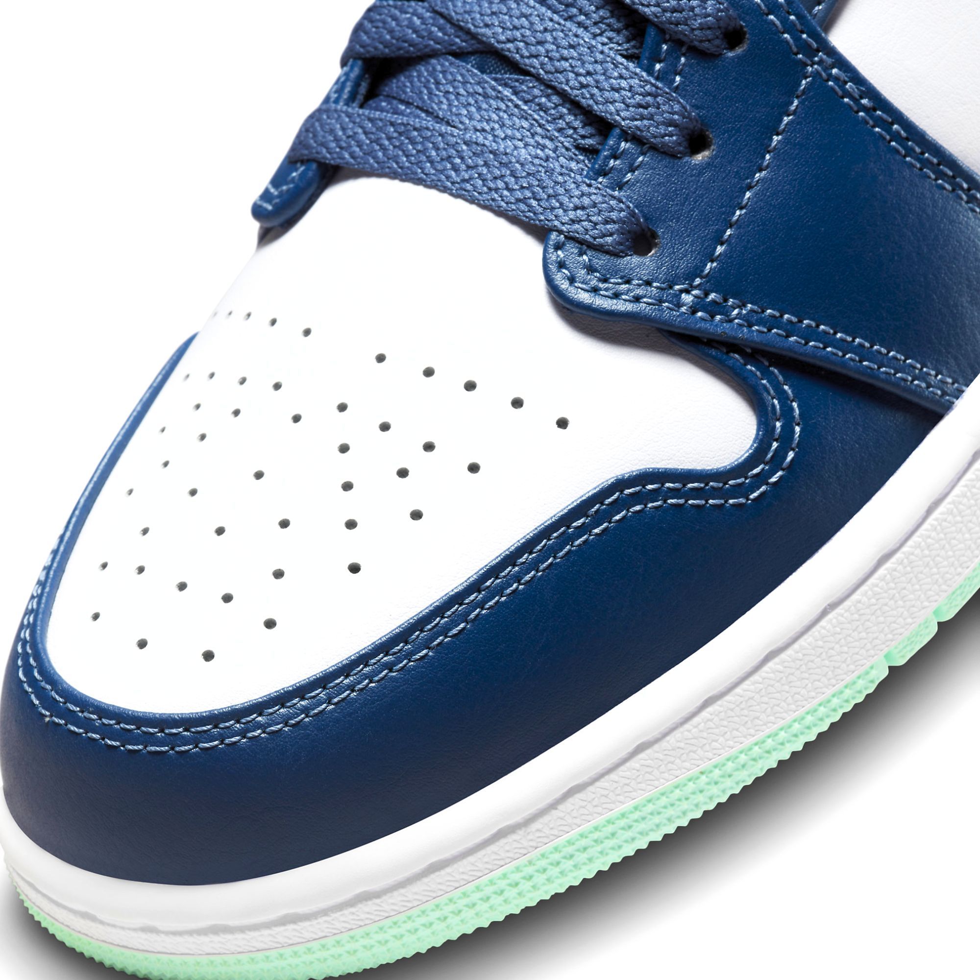  NIKE AIR JORDAN 1 MID MYSTIC NAVY MINT FOAM 554724-413 