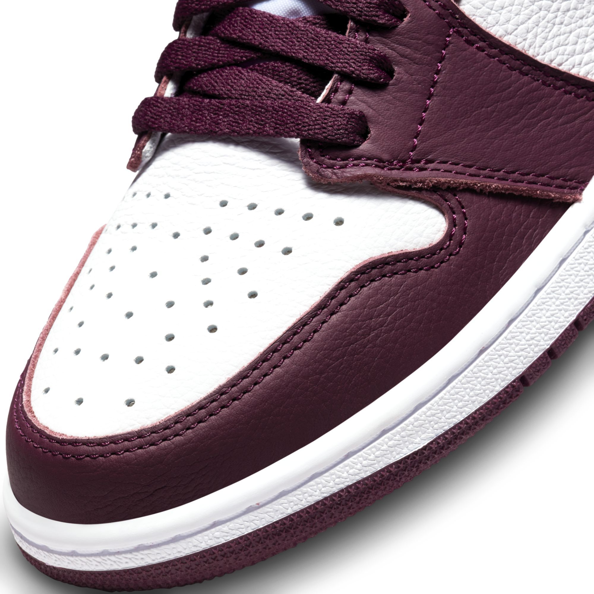  NIKE AIR JORDAN 1 HIGH OG BORDEAUX GS 575441-611 