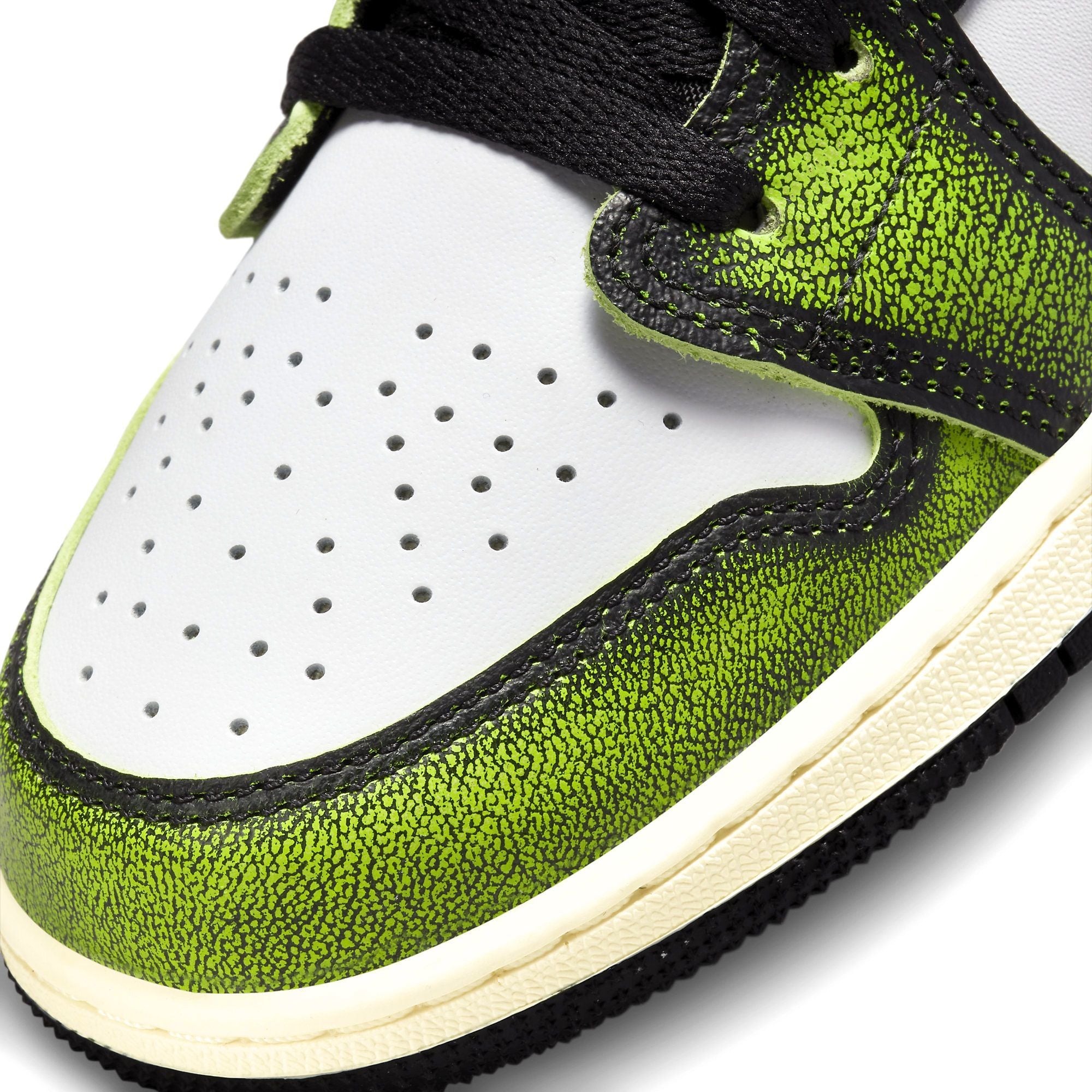  NIKE AIR JORDAN 1 LOW WHITE BLACK GREEN GS DO8244-003 