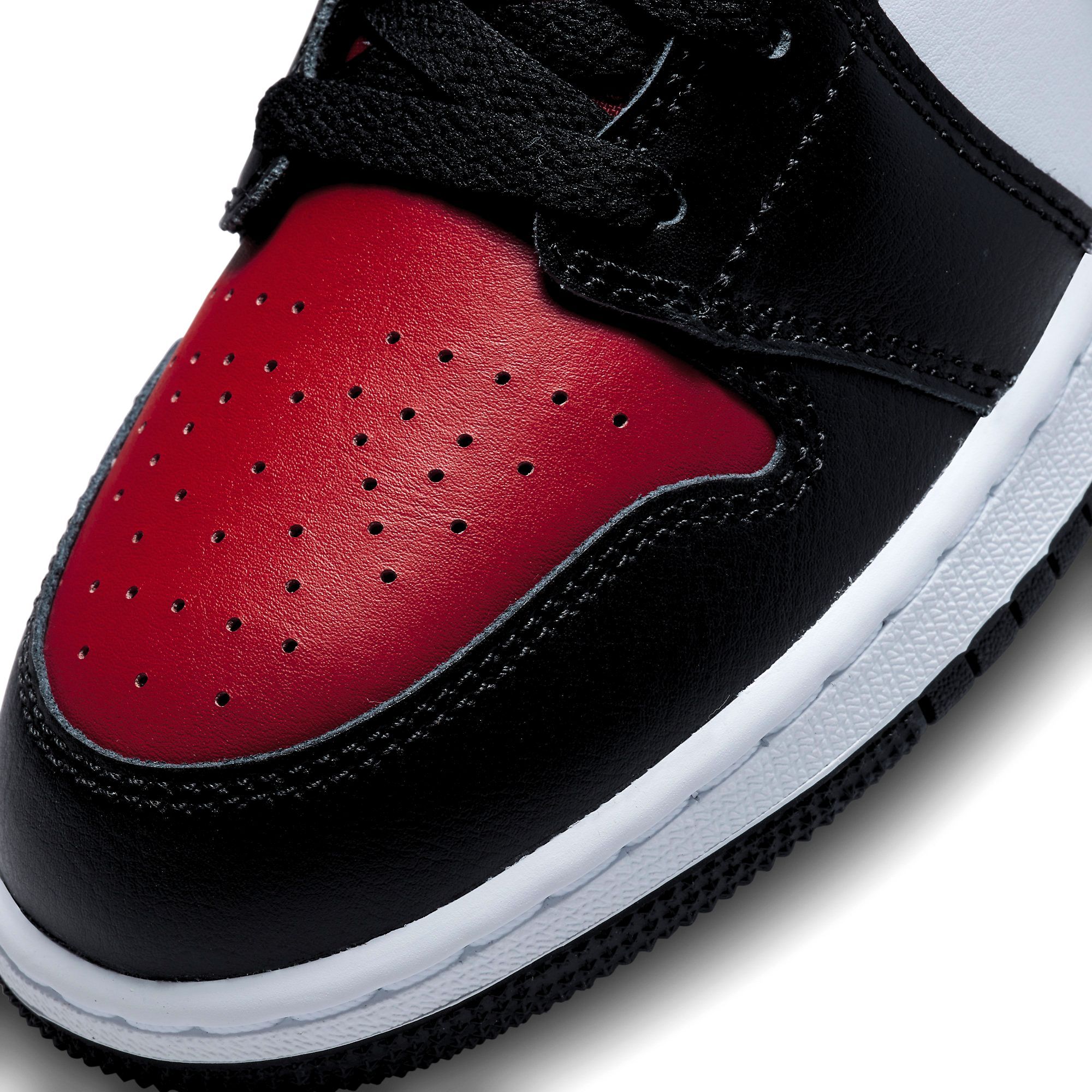  NIKE AIR JORDAN 1 MID BLACK FIRE RED GS 554725-079 