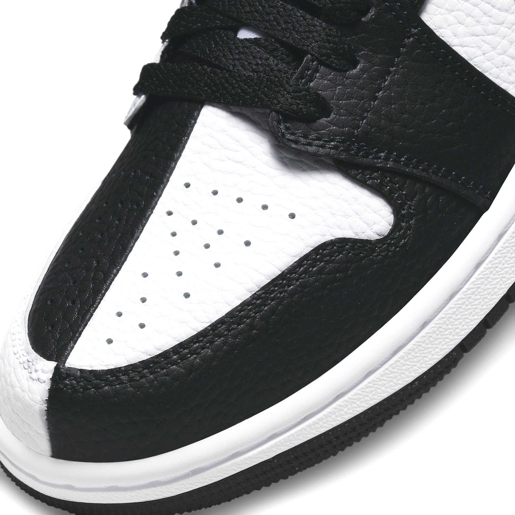  NIKE AIR JORDAN 1 LOW SE HOMAGE SPLIT WHITE BLACK DR0502-101 