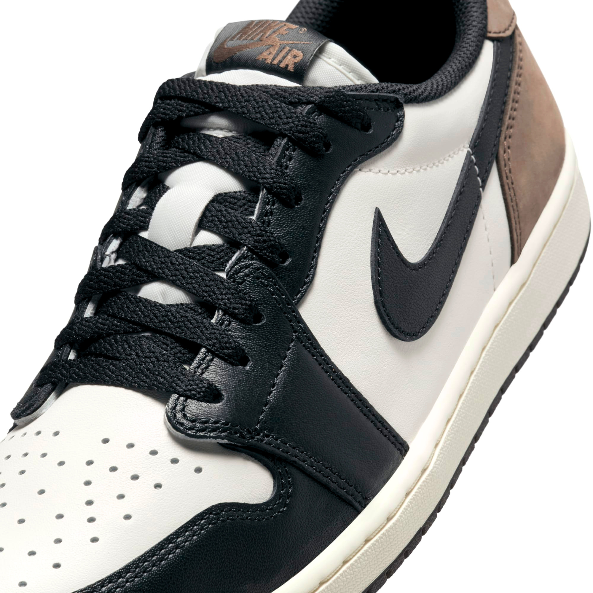  NIKE AIR JORDAN 1 RETRO LOW OG MOCHA CZ0790-102 