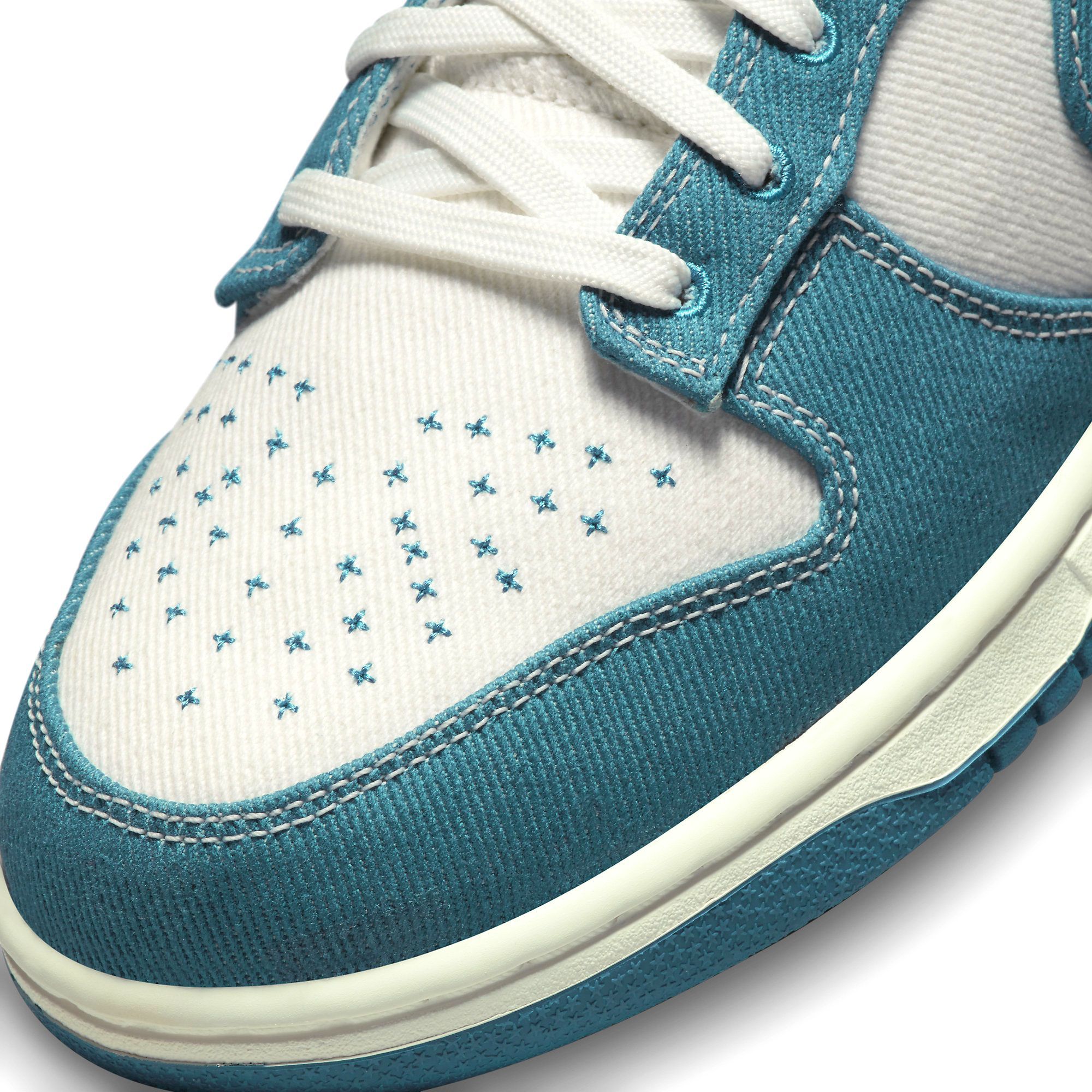  NIKE DUNK LOW INDUSTRIAL BLUE SASHIKO DV0834-101 