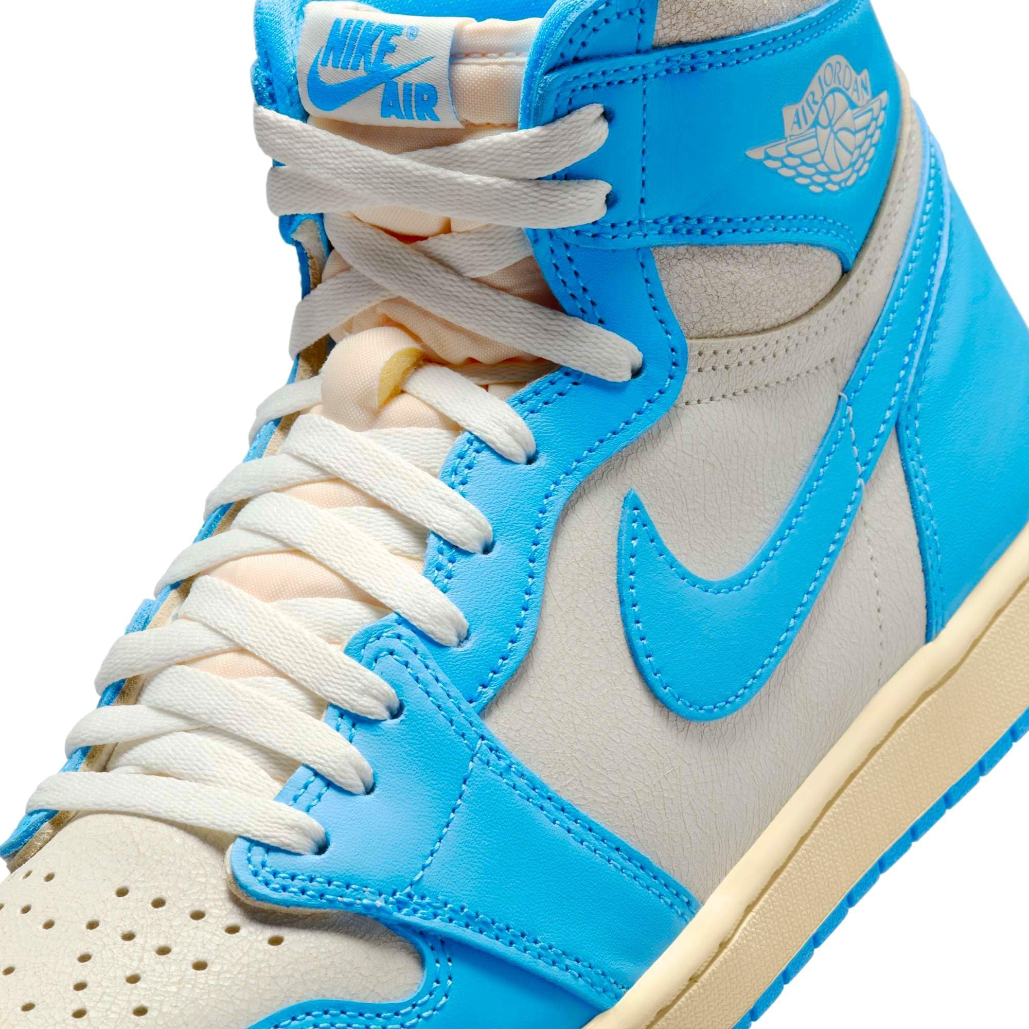  NIKE AIR JORDAN 1 RETRO HIGH OG UNC REIMAGINED DZ5485-402 