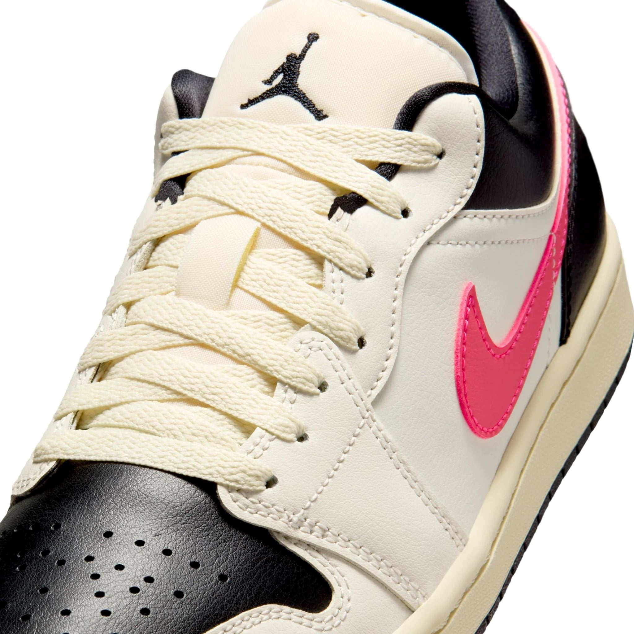  AIR JORDAN 1 LOW FLIGHT CLUB DC0774-107 