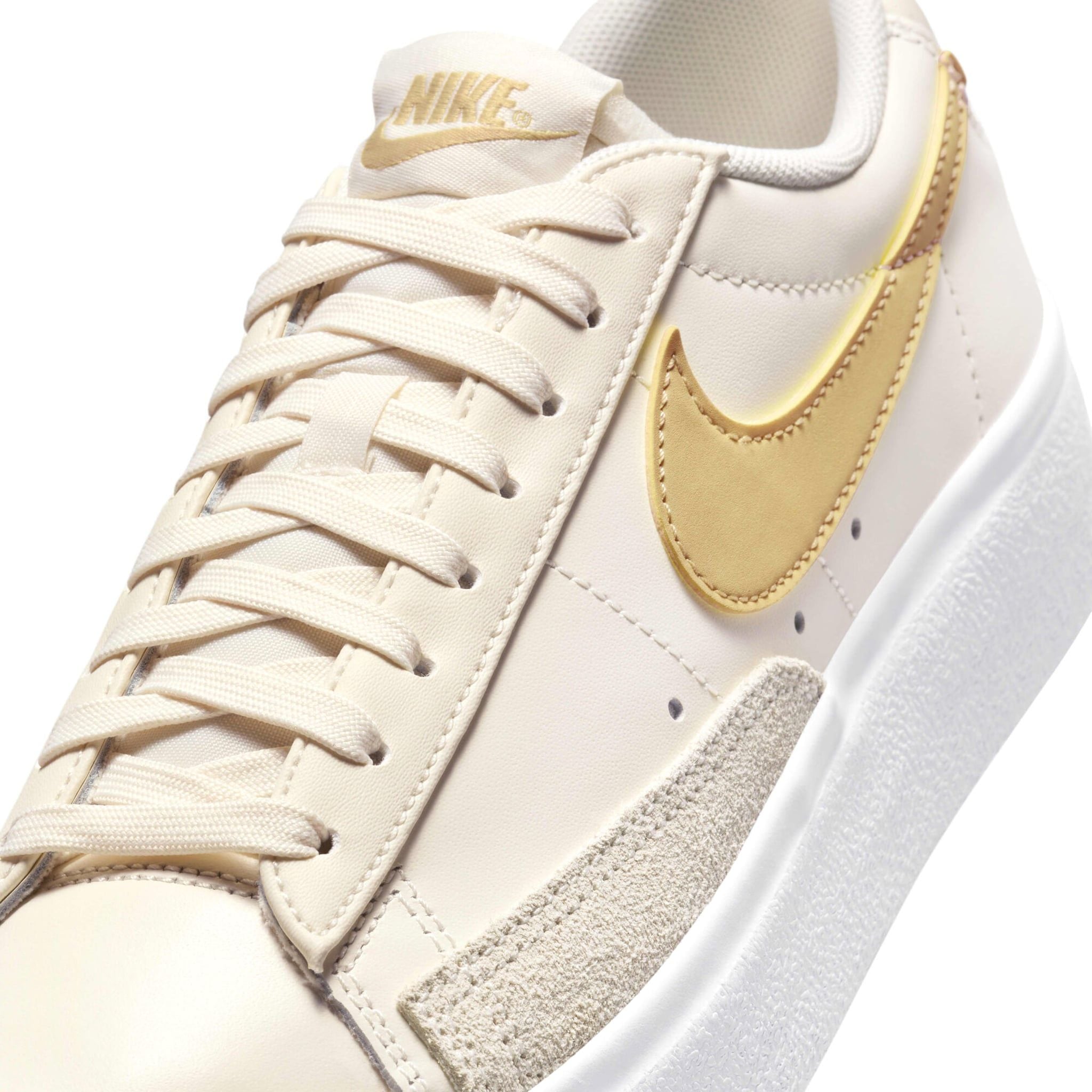  NIKE BLAZER LOW PLATFORM PALE IVOVY WHITE SATURN GOLD DJ0292-113 