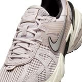  NIKE V2K RUN PLATINUM VIOLET FN6703-001 