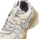  NIKE V2K RUN GORE-TEX LIGHT BONE FZ2622-002 
