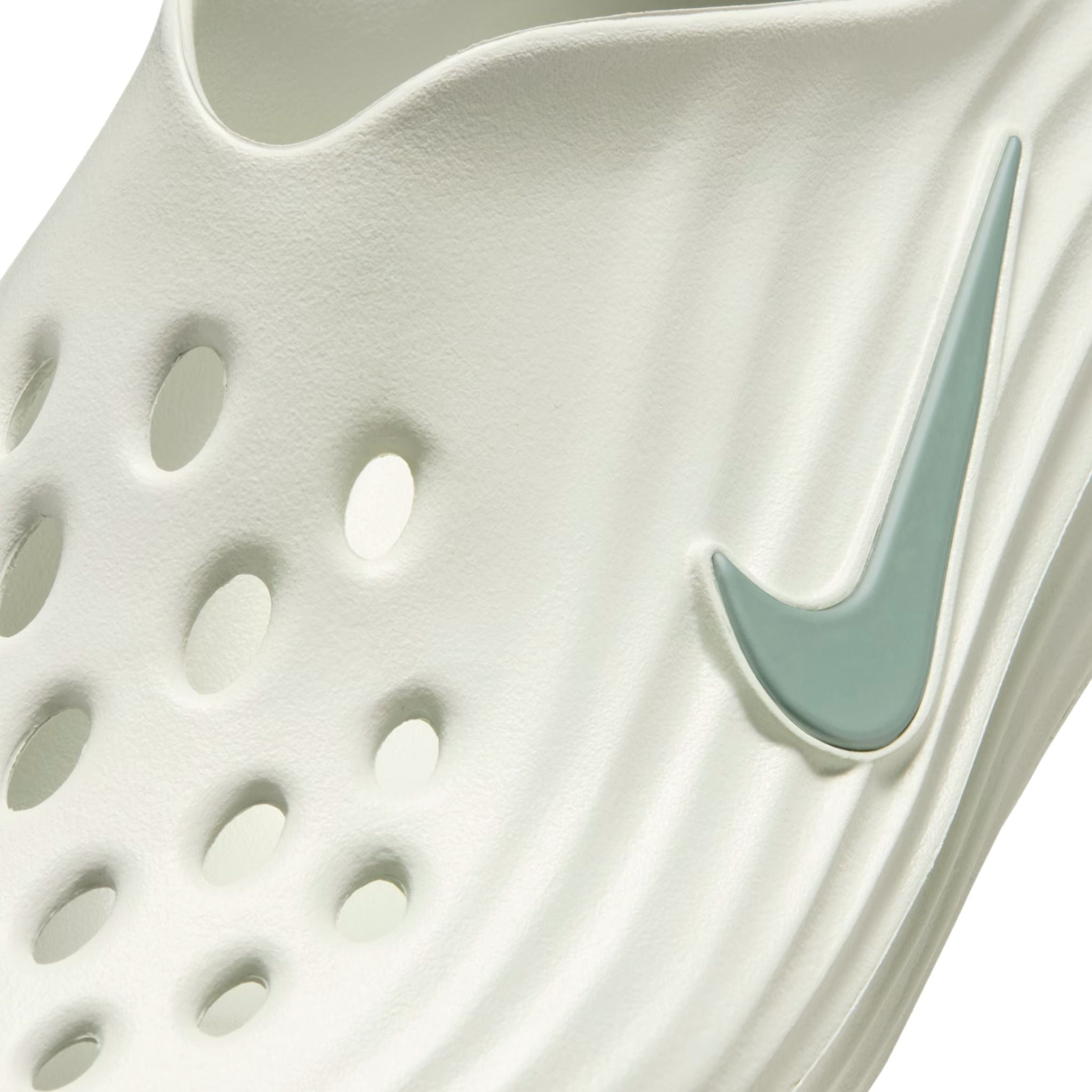  NIKE REACTX REJUVEN8 SPRUCE AURA LIGHT SILVER HV5060-005 