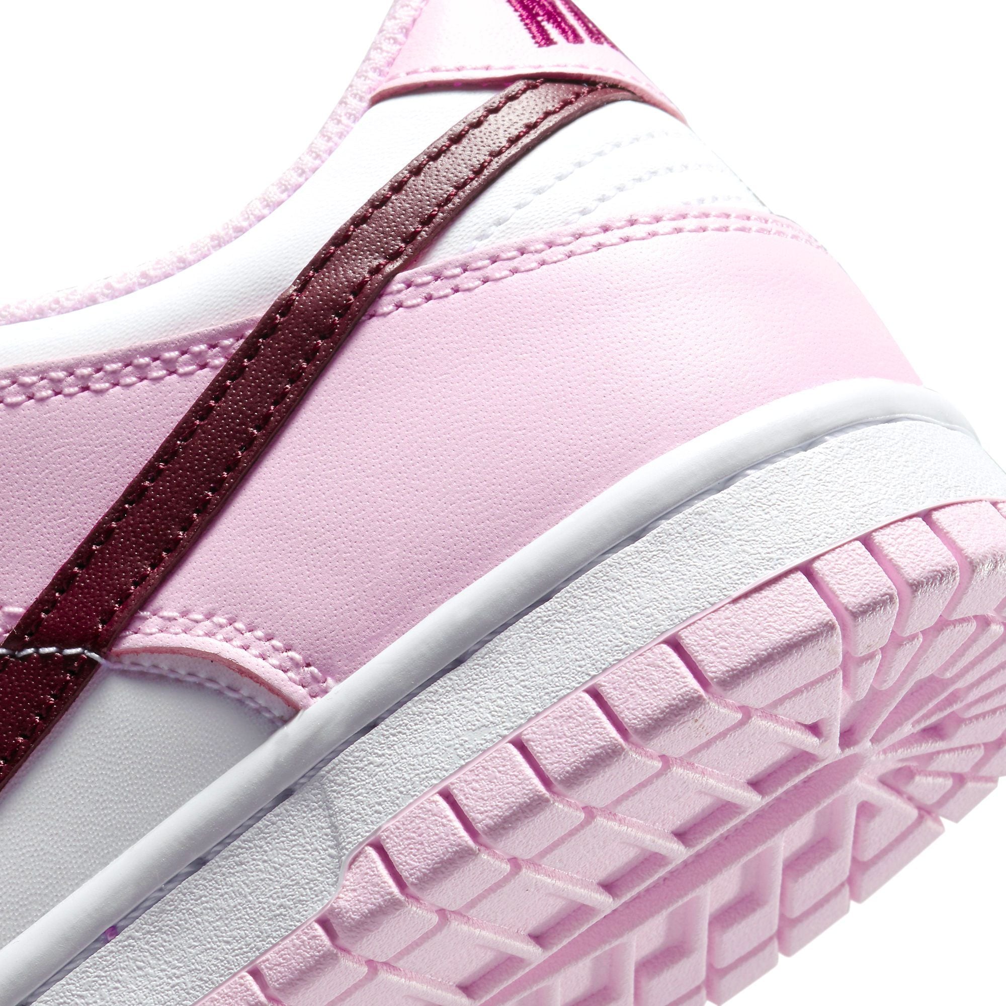  NIKE DUNK LOW STRAWBERRY PINK CW1590-601 