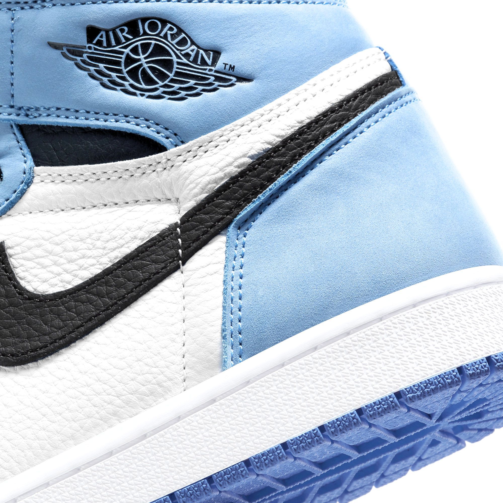  NIKE AIR JORDAN 1 HIGH OG UNIVERSITY BLUE M 555088-134 
