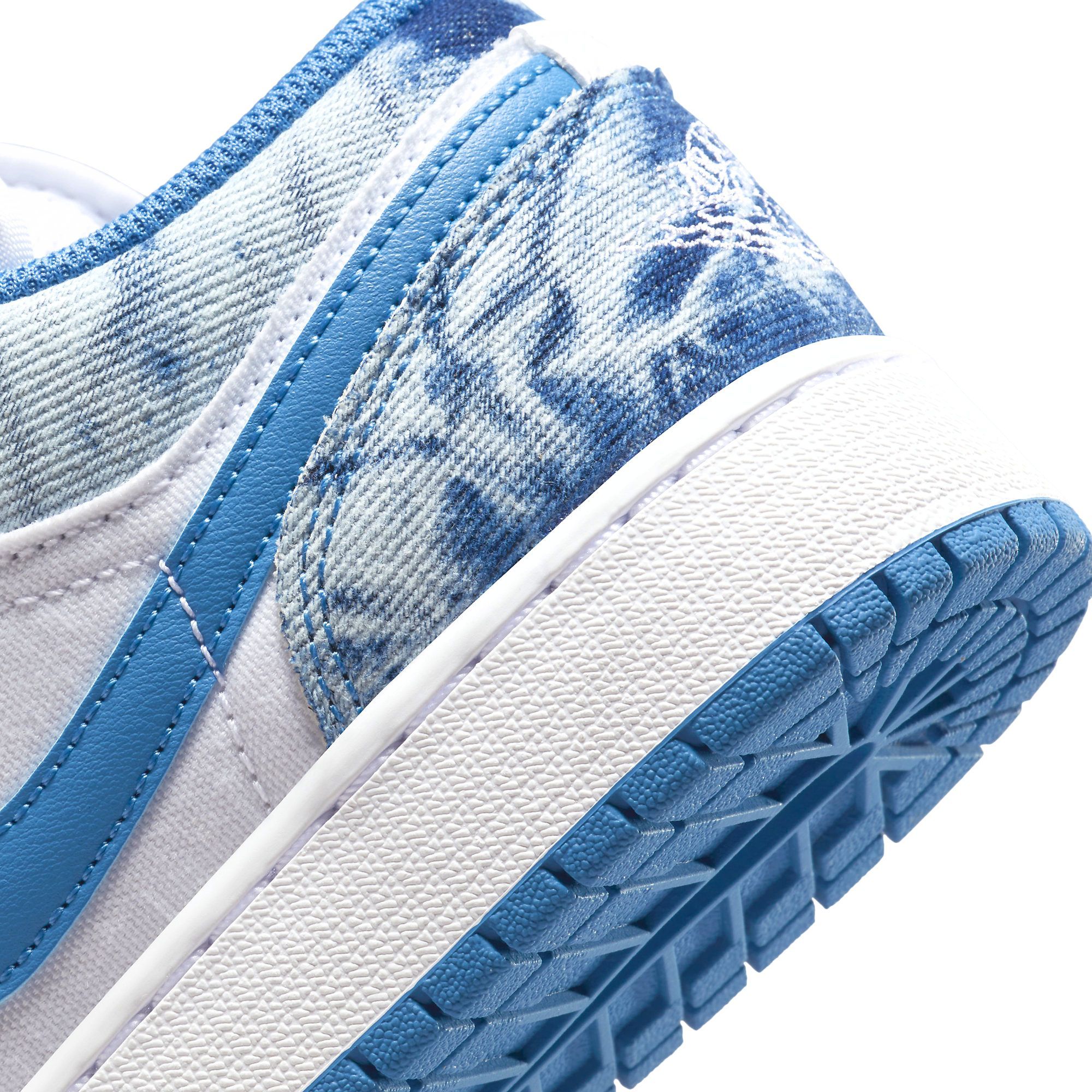  NIKE AIR JORDAN 1 LOW WASHED DENIM DM8947-100 