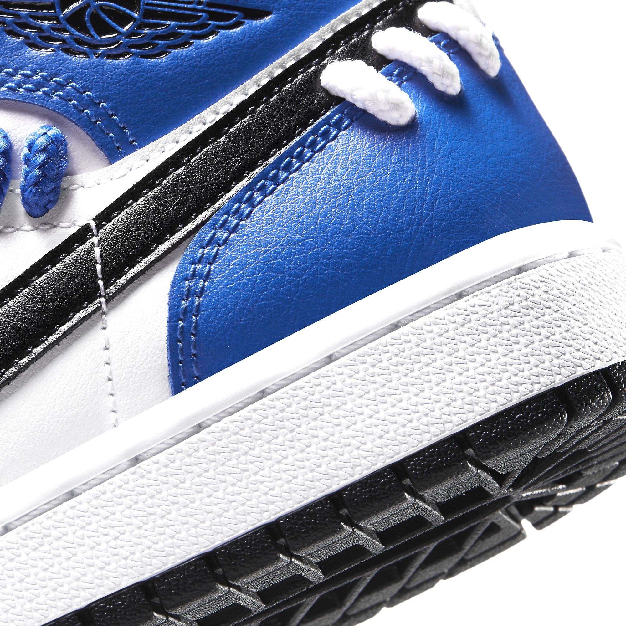  NIKE AIR JORDAN 1 MID SISTERHOOD CV0152-401 