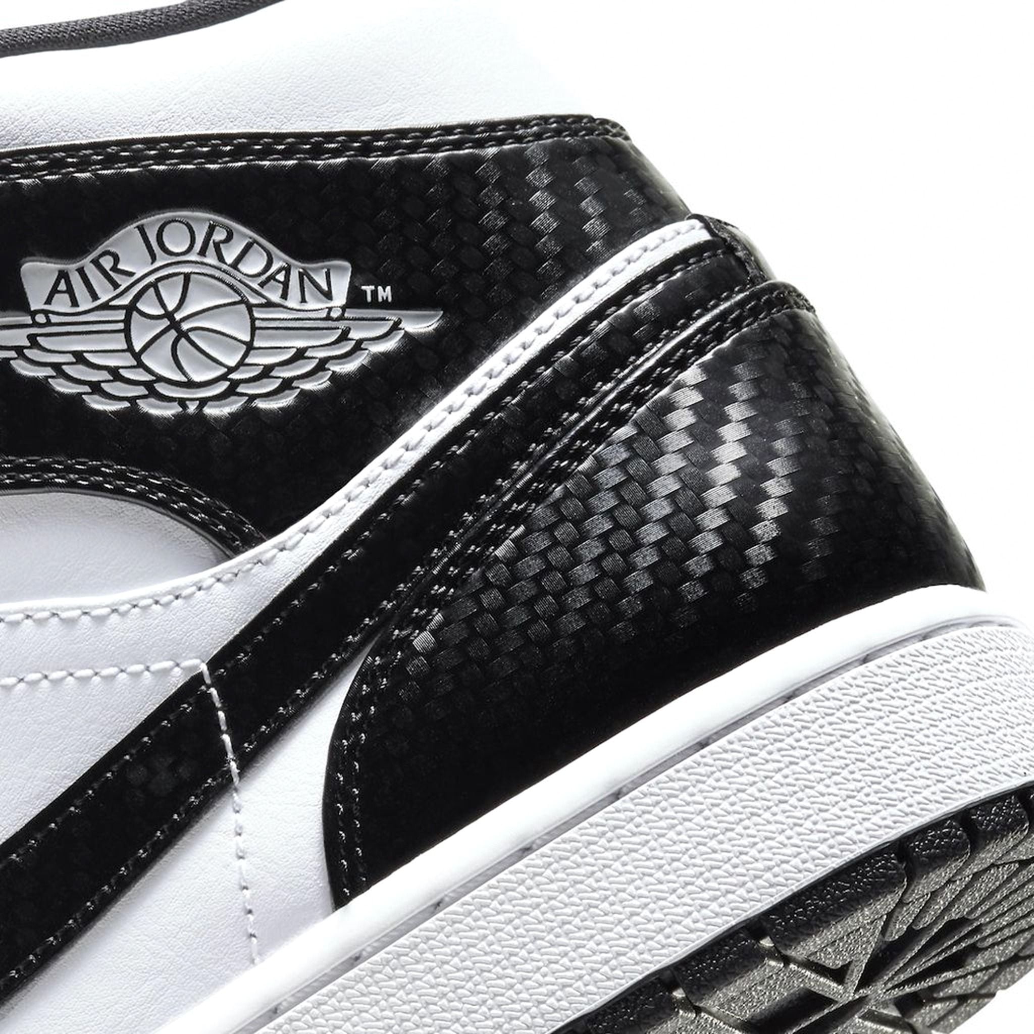  NIKE AIR JORDAN 1 MID CARBON FIBER DD1649-001 