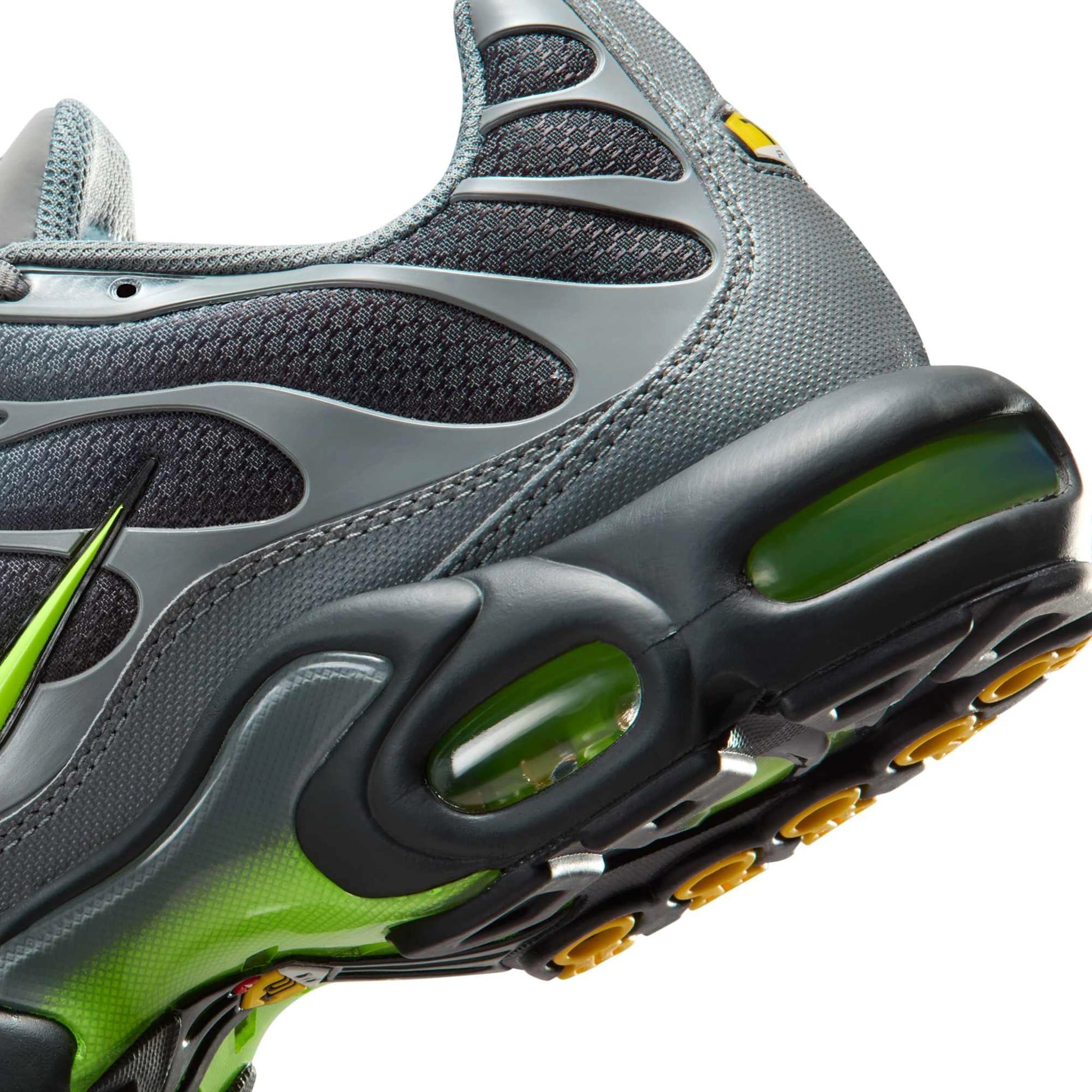  NIKE AIR MAX PLUS SMOKE GREY VOLT DM0032-026 