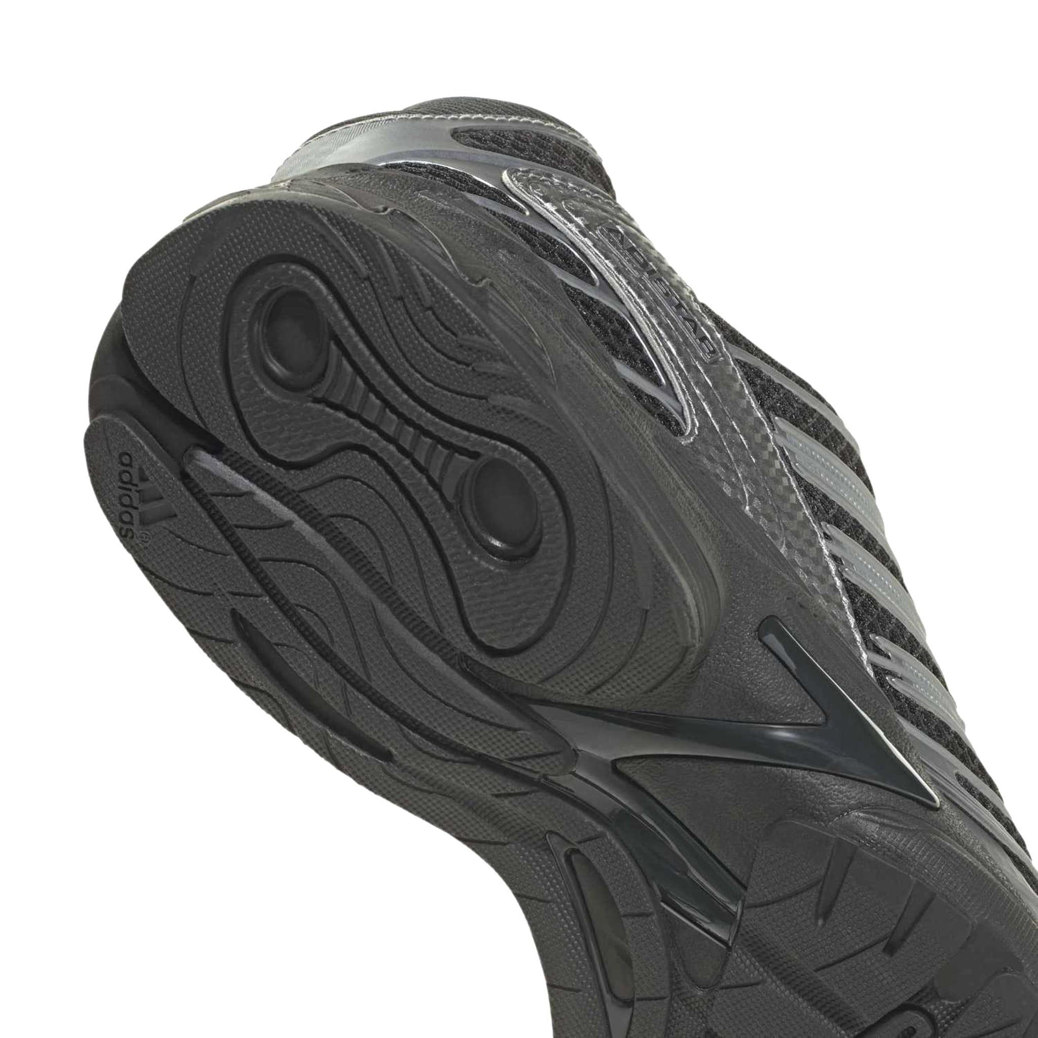  ADIDAS ADISTAR CONTROL 3 BLACK SILVER METALLIC HQ2665 