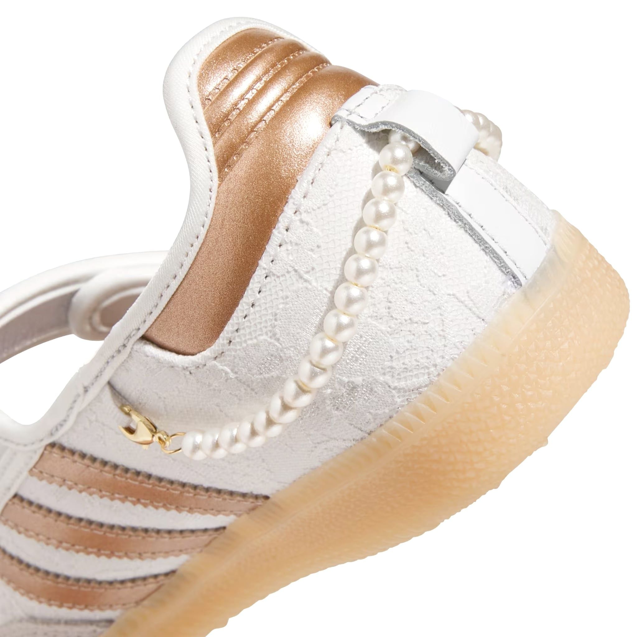  ADIDAS SAMBA JANE LUCID ORANGE PEARL LA6407 