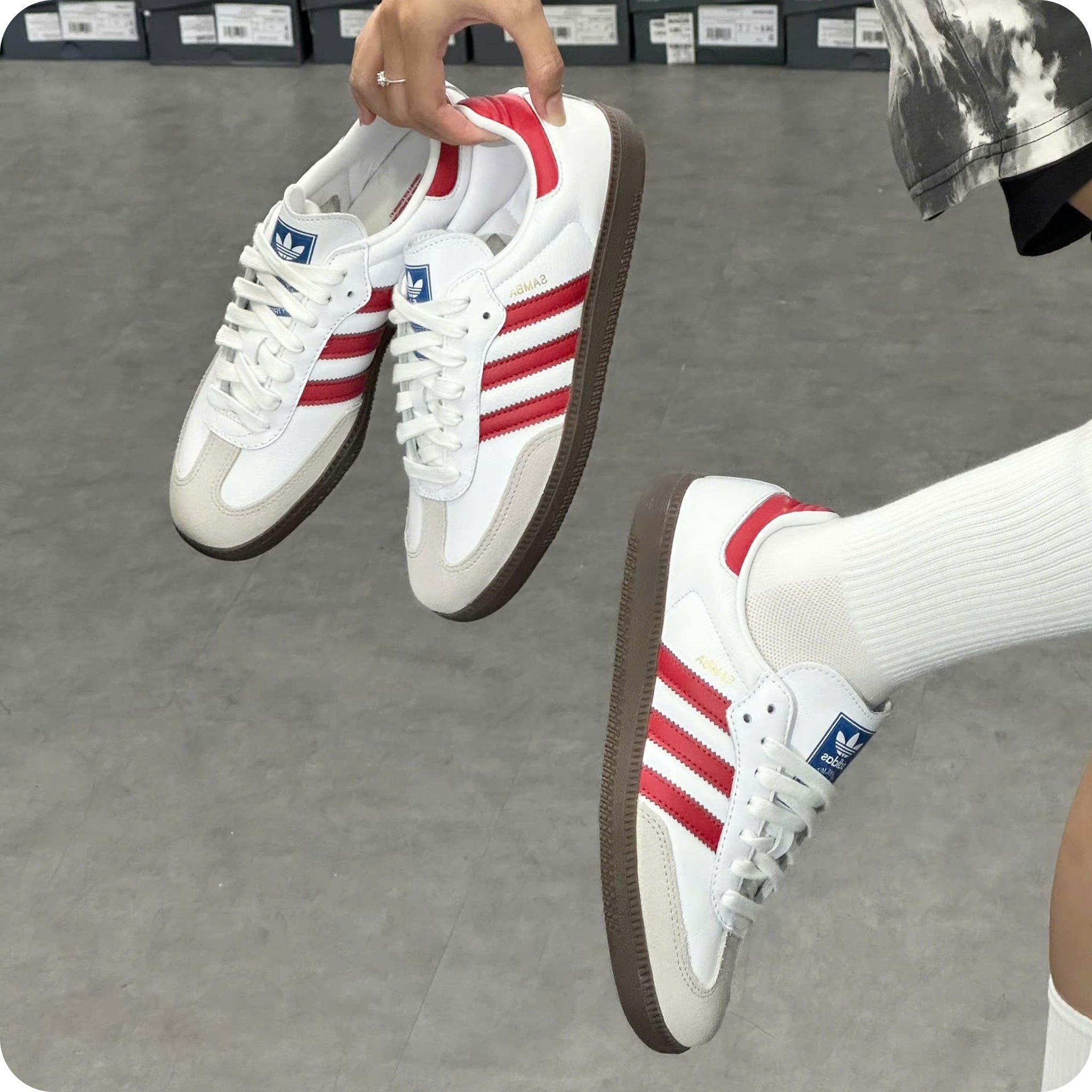  ADIDAS SAMBA OG WHITE BETTER SCARLET IG1025 