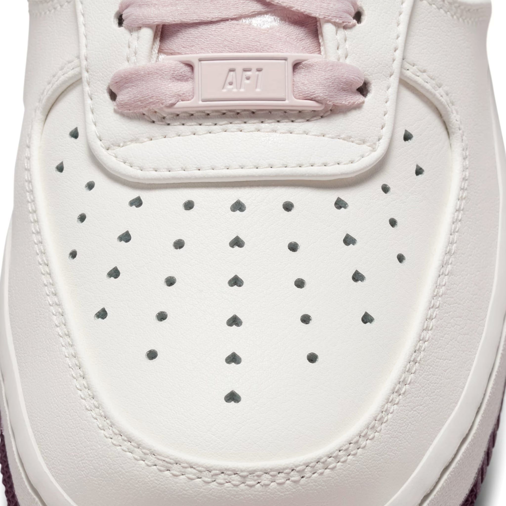  NIKE AIR FORCE 1 LOW VALENTINE'S DAY IQ4937-161 