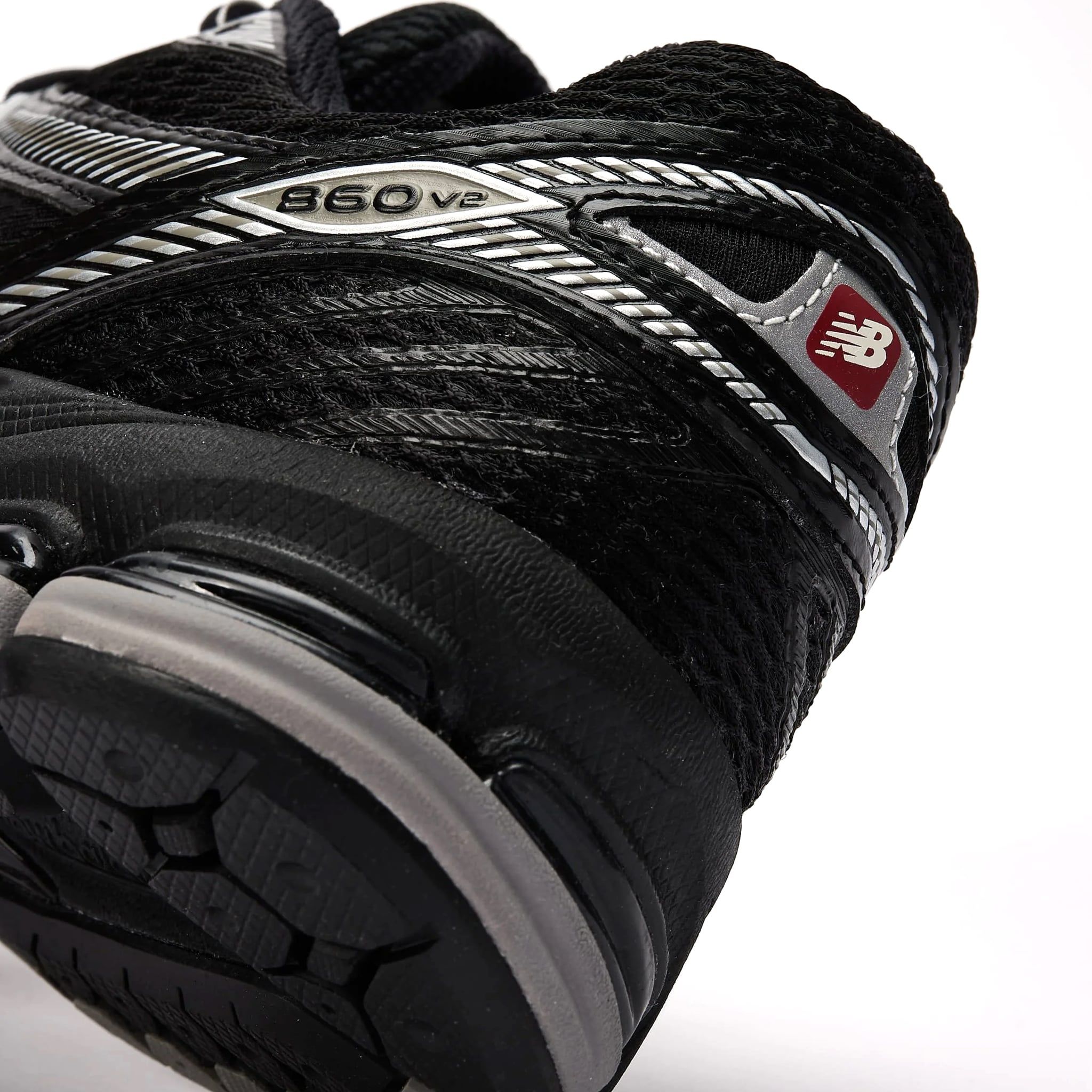  NEW BALANCE 860V2 BLACK SILVER ML860XC 