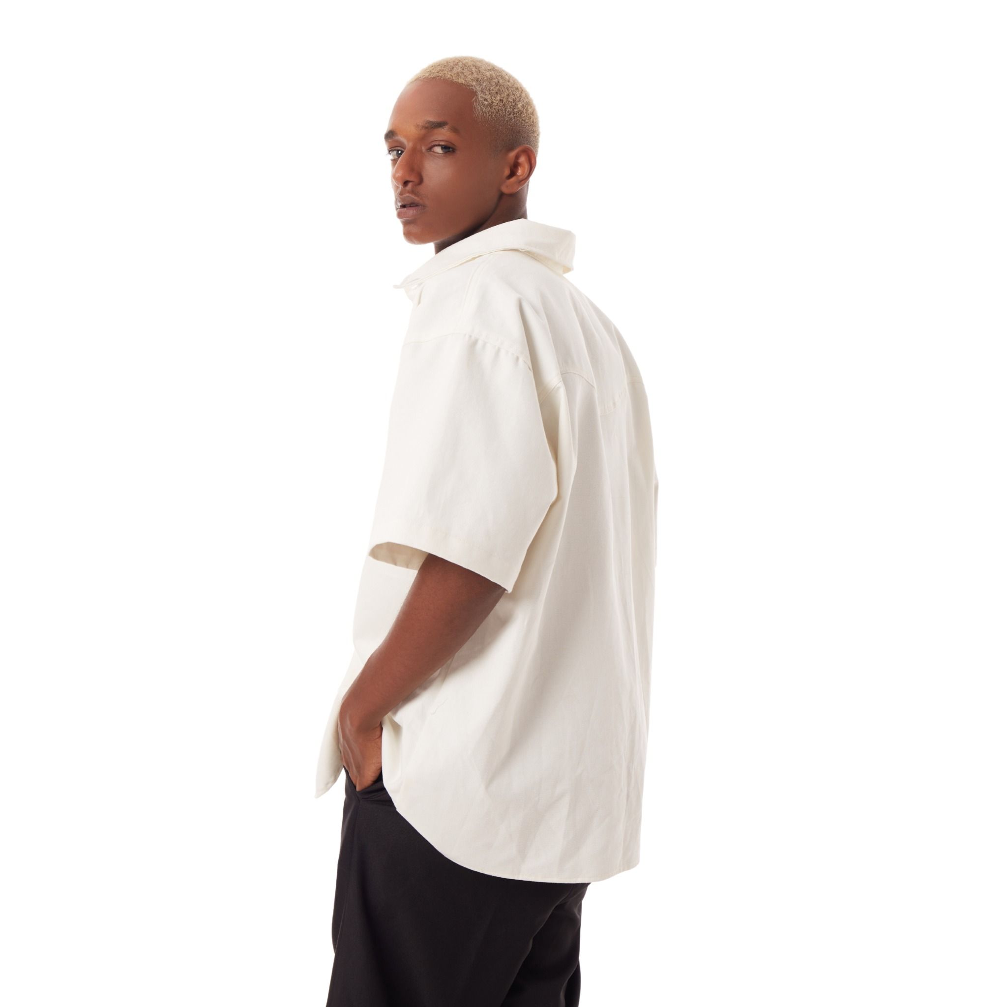  SWE RED BUTTON SHIRT - OFF WHITE 