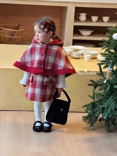 99151 - Set dạ caro đỏ áo choàng + váy cho bé size 90-130
