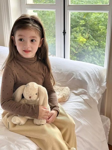 24Z007 - Áo len bé gái (áo chui đầu) dệt kim, chất liệu sợi nhân tạo, size 90-160, không thương hiệu, NSX Huzhou Zhili Kujun Clothing Co., Ltd