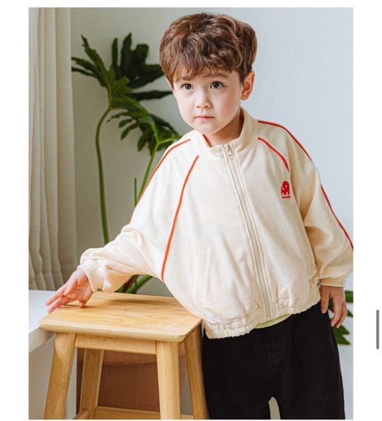 AKBT56 - Áo khoác thể thao Bebezoo có viền 2 màu be/rêu BTBG