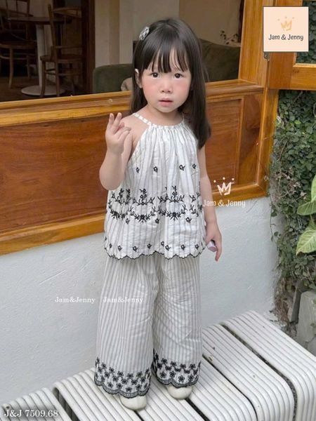 BJJTC.7509 - Bộ Jam & Jenny kẻ thêu ghi bé gái size 1-10y