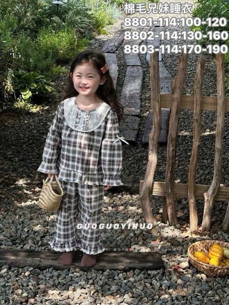 BBG10 - Bộ Pyjama vải thun GuoguoYinuo nhiều màu cho bé gái size 100-190