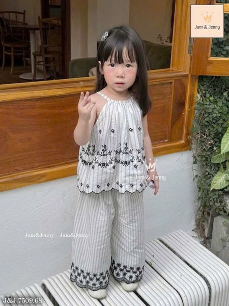 BJJTC.7509 - Bộ Jam & Jenny kẻ thêu ghi bé gái size 1-10y