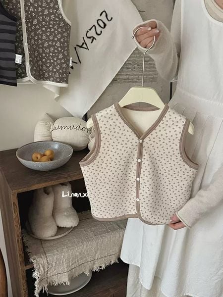 88301 - Áo gile nỉ LNX nhiều hình cho bé gái size 90 - 140