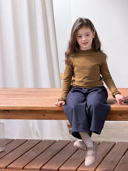 25G038 - Áo thun bé gái chất cotton cổ bèo 3D, chất liệu 47.6% cotton, 47,8% rayon (viscose), 4.6% spandex size 90-170, NSX Huzhou Zhili Kujun Clothing Co., Ltd