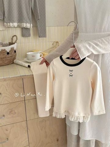 88228 - Bộ cotton Linanxi màu kem chân ren cho bé size 90-130