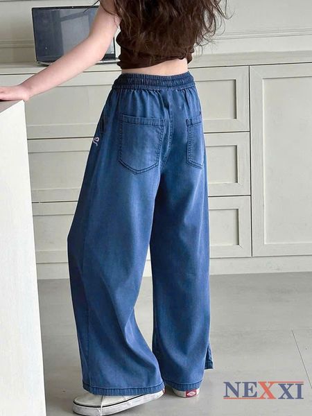 2604.22 - Quần jean giấy Nexxi dài ống suông thêu nơ hồng bé gái size 11-16y