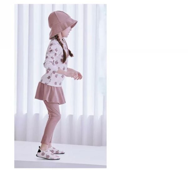 383 - Bộ bơi 3ct áo hồng quả táo + quần váy + mũ vành BG size 100-140