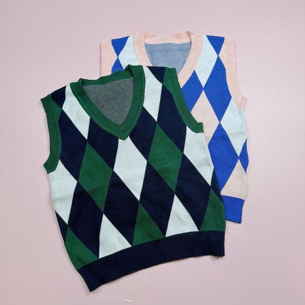 ALBG10 - Áo gile len cổ tim họa tiết trám 2 màu size 110 - 160