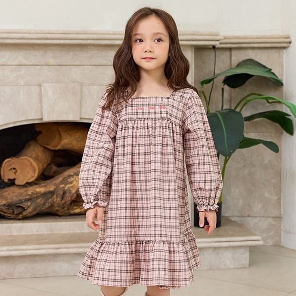 V00154 - Váy bebezoo kẻ caro hồng thêu cherry bé gái size 100-140