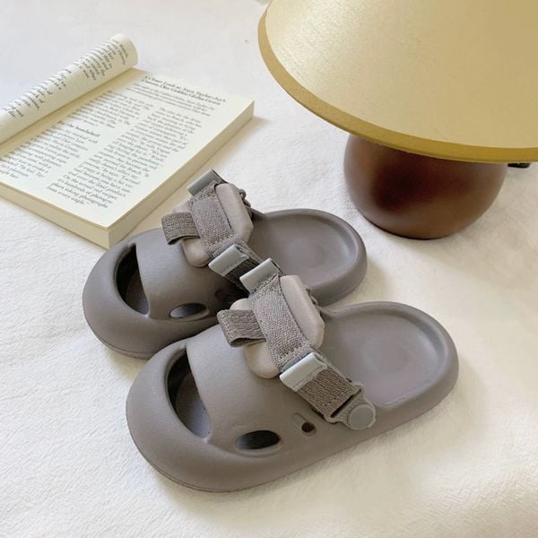 SD04 - Sục nhựa EVA mềm nhẹ có quai mềm đằng sau BTBG