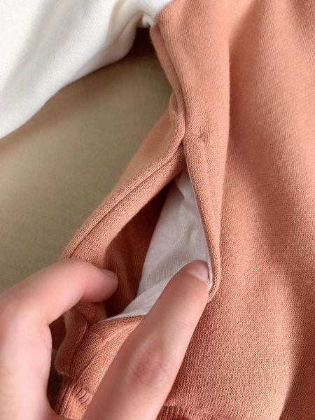 AKBT67 - Áo khoác bomber Disney Mickey màu nâu phối tay be size 1-5y