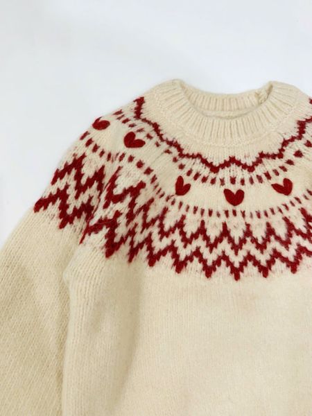 ALBG07 - Áo len màu be hoạ tiết thổ cẩm đỏ bé gái size 1-6y