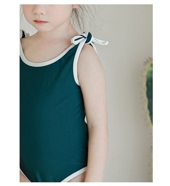 DB00016 - Bộ bơi liền thân kèm mũ trơn màu viền trắng nhiều màu bé gái size 80-130
