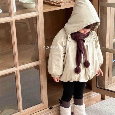 9557 - Áo khoác phao mũ chóp kèm khăn 2 màu be/navy cho bé size 90-130