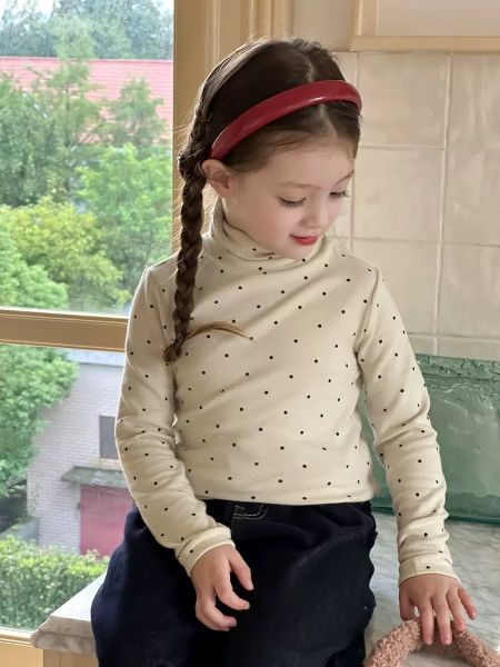 24Z007 - Áo len bé gái (áo chui đầu) dệt kim, chất liệu sợi nhân tạo, size 90-160, không thương hiệu, NSX Huzhou Zhili Kujun Clothing Co., Ltd