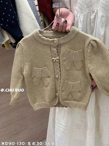 WW30 - Áo cardigan len QC màu be dệt nơ bé gái size 90-130