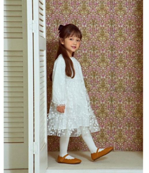 V00081 - Váy voan hoa kim sa màu trắng đuôi cá size 100 - 140