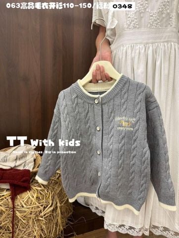 Z929 - Áo len văn thừng 2 màu ghi / kem Colorful size 110 - 150