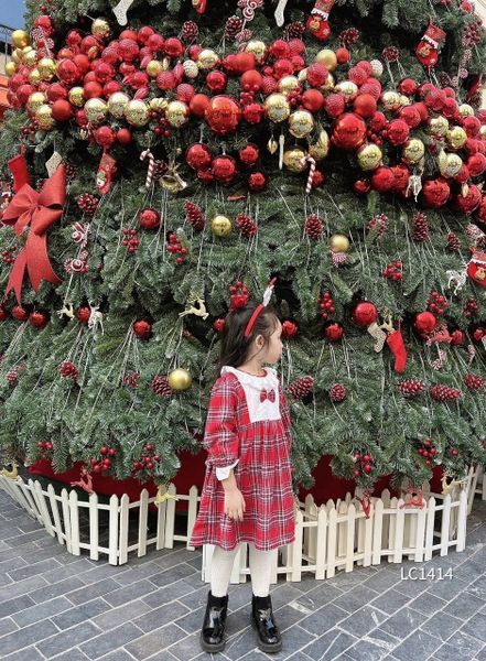 V00093 - Váy thô cà bông caro đỏ xanh phối cổ trắng đính nơ BG size 1 - 10y