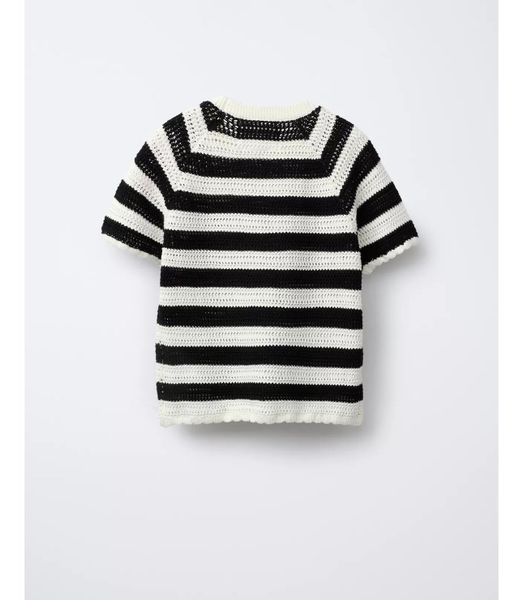 ABG18 - Áo len dệt kẻ ngang trắng đen ngực thêu tim đỏ size 6 - 14y